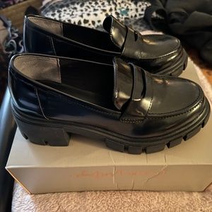 NEW Sage Penny Loafers Shoes
